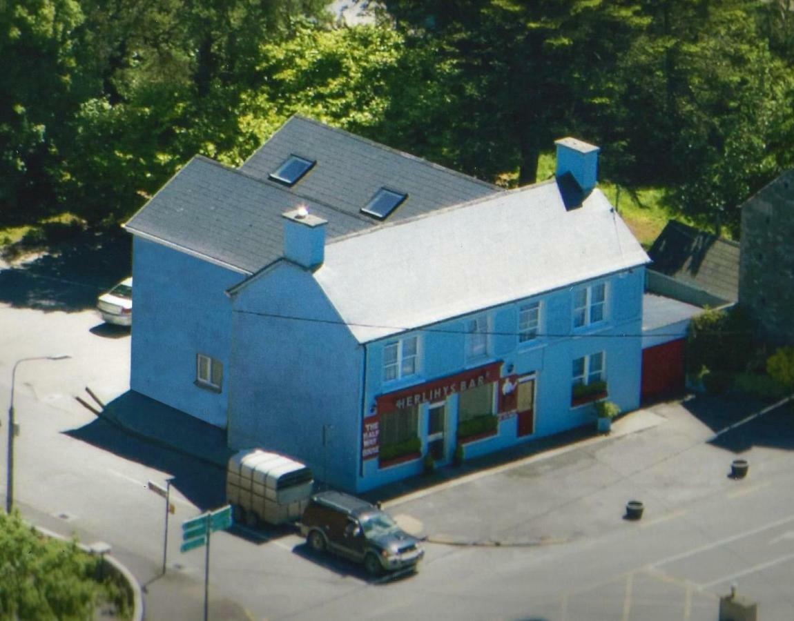 Herlihy'S, Half-Way-House Farranfore Eksteriør bilde